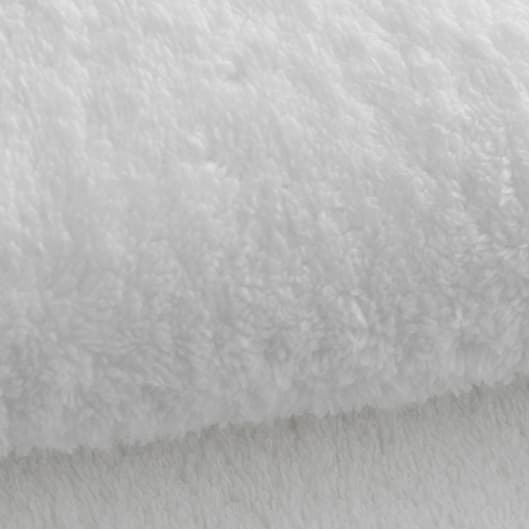 Uñas Naturales - Manos y Pies at EJ Beauty Center in Norfolk, VA